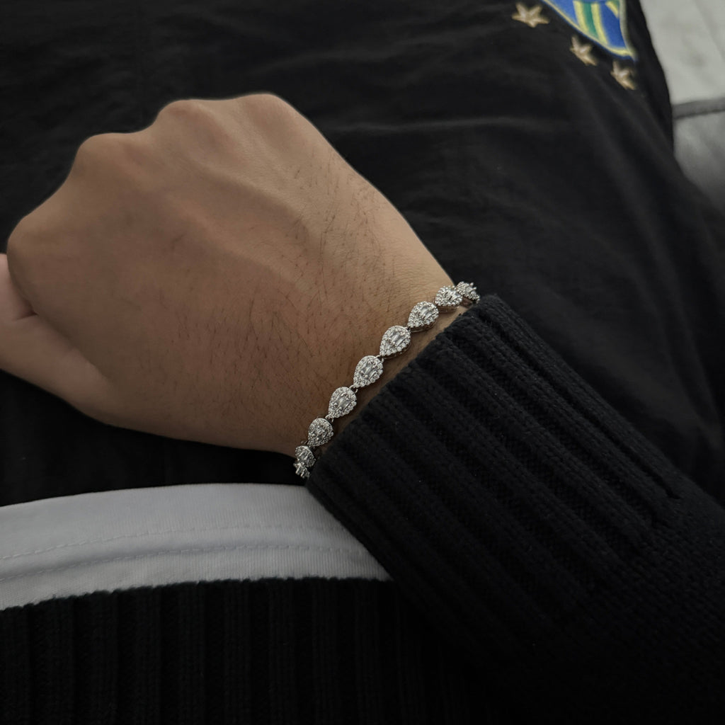 Cubic Teardrop Bracelet