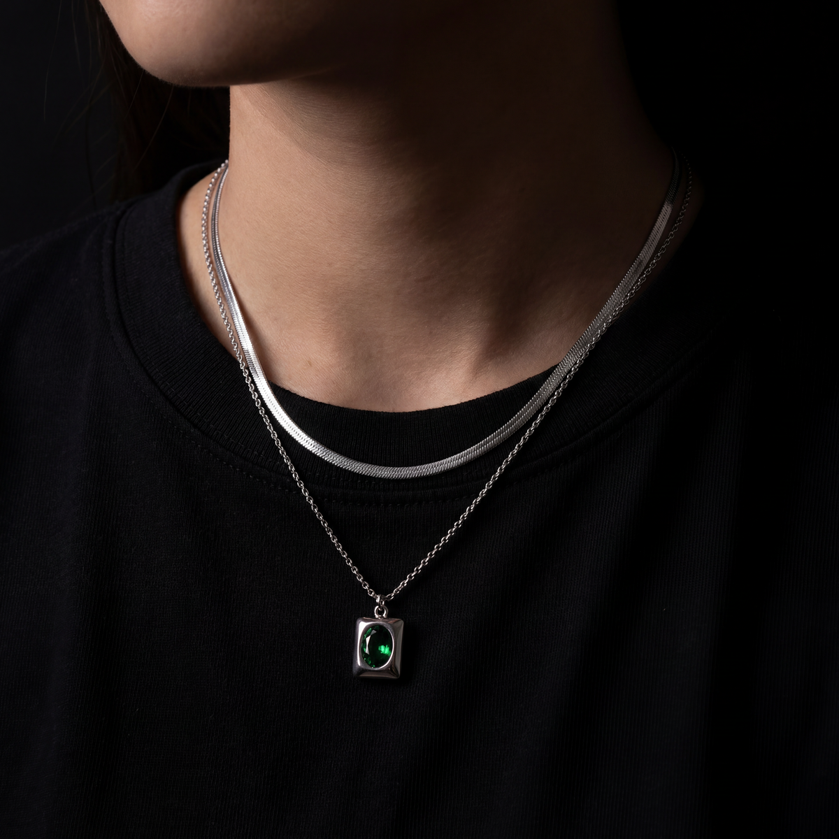Green Gemstone Chain - White